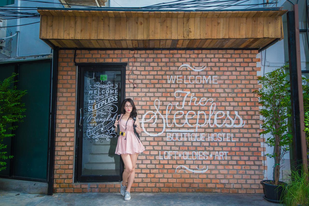The Sleepless Boutique Hostel Bangkok Buitenkant foto
